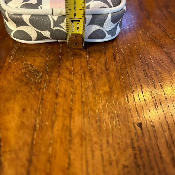 Coach Small Wristlet Gray & White w/ Pink Stripe NWOT!! - Picture 5 of 13